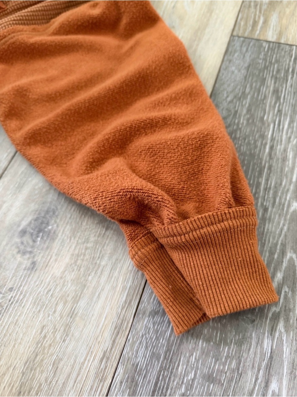Women’s Relaxed Mixed Material Sweater Sweatshirt - Picture 6 of 6